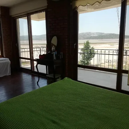 Green House Bogazici-dodo House מלון Bogazici