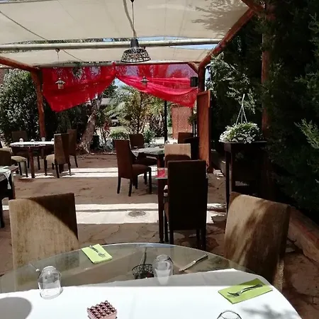 Green House Bogazici-dodo House מלון *